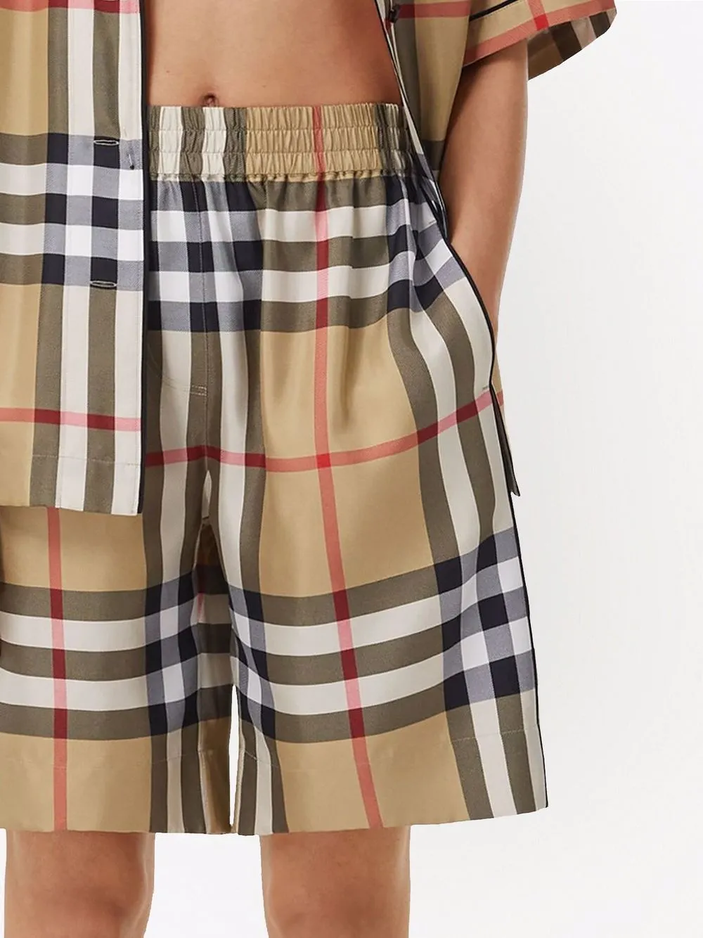 Burberry Check Shorts, Designer code: 8052748, Luxury Fashion Eshop