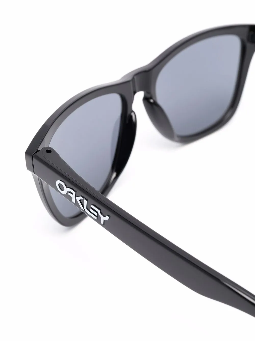 Oakley 2024 sunglasses wayfarer