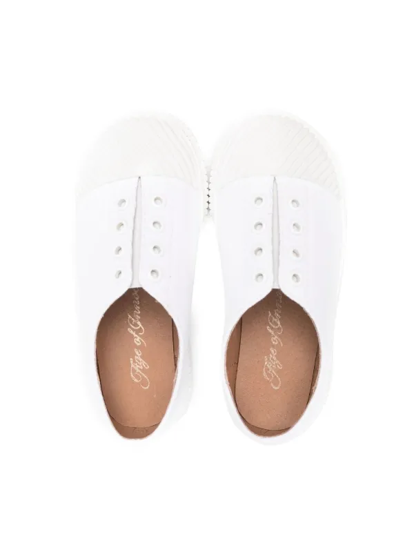Tenis sin deals agujetas blancos