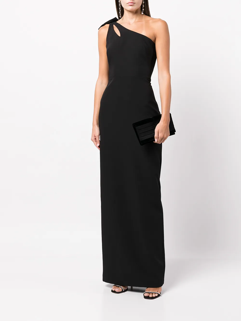 One shoulder outlet bow gown