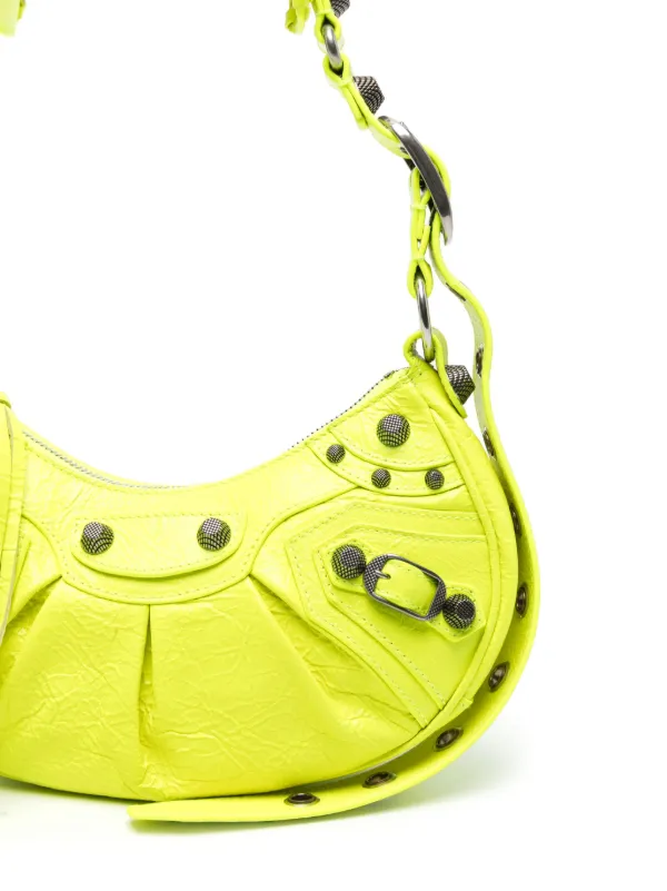 le cagole xs shoulder bag used effect with charms