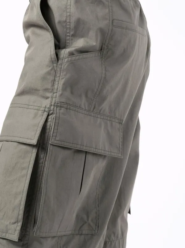 Zip pocket on sale cargo shorts