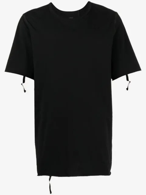 Isaac Sellam Experience playera con detalle de costuras