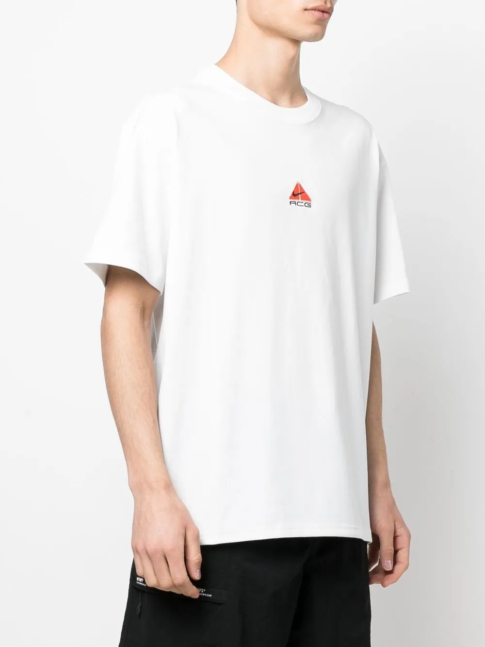  Nike T Shirt Mit Logo Stickerei   Weiß 