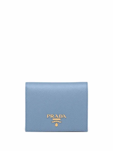 Prada cartera compacta con letras del logo