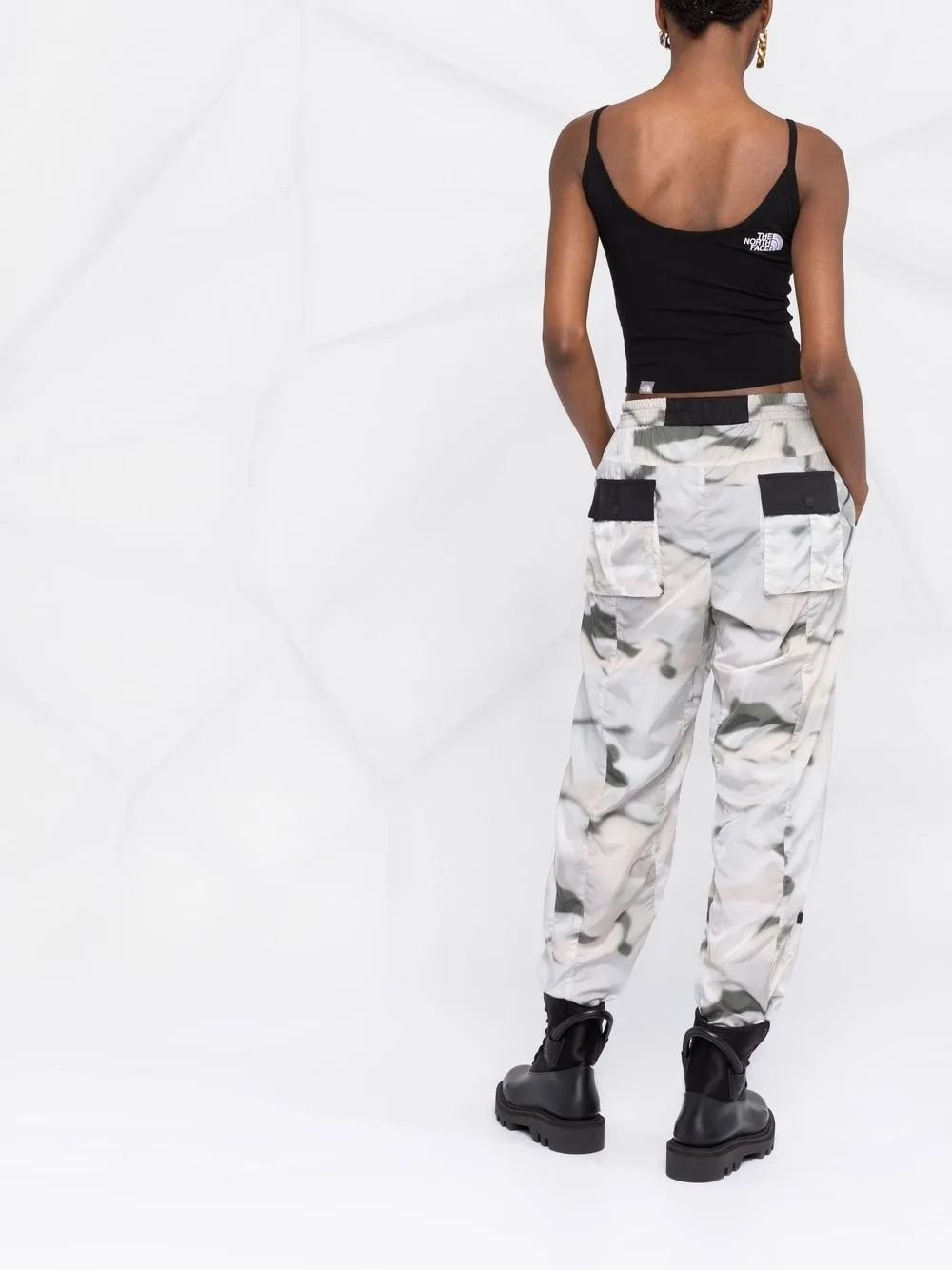 The North Face logo-print sleeveless top | Vests & Tank Tops | Image 2