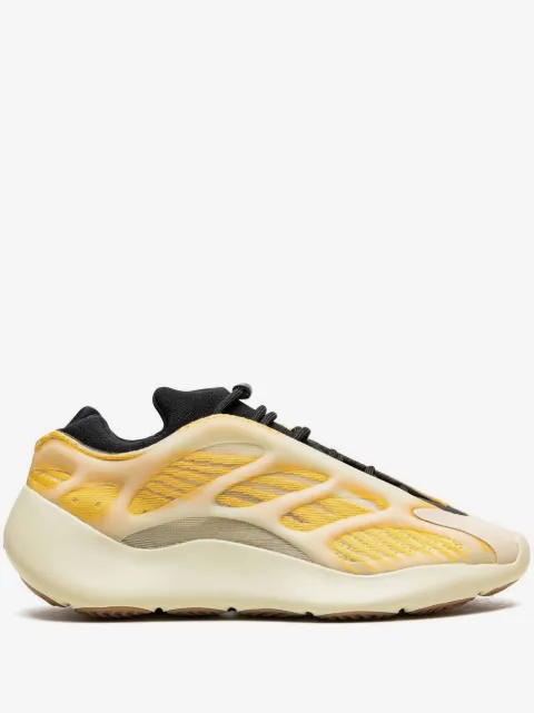 adidas Yeezy YEEZY 700 V3 "Mono Safflower" sneakers
