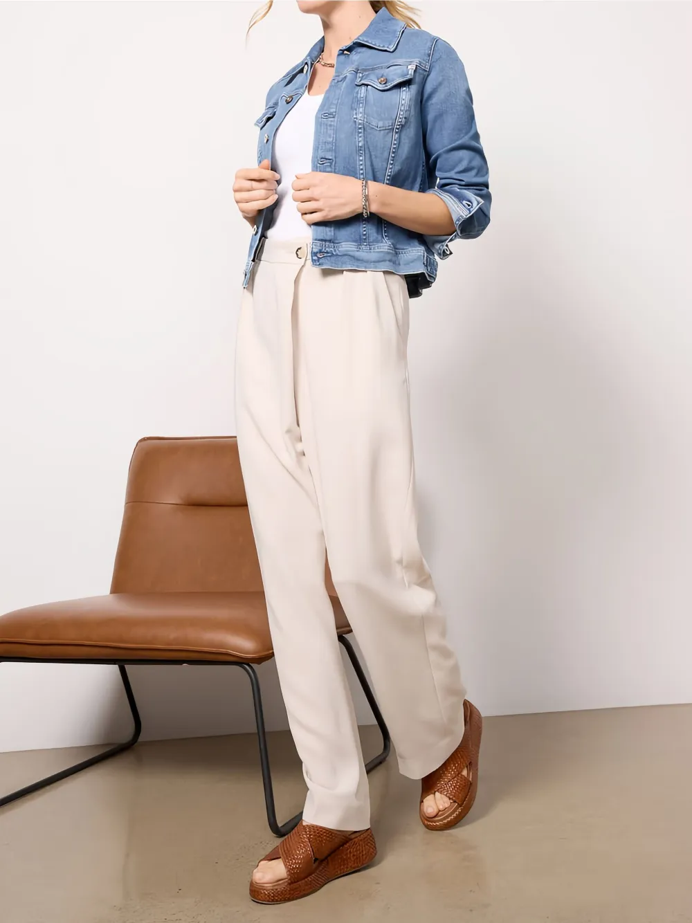 AG Jeans button-fastening denim jacket | Denim Jackets | Image 2