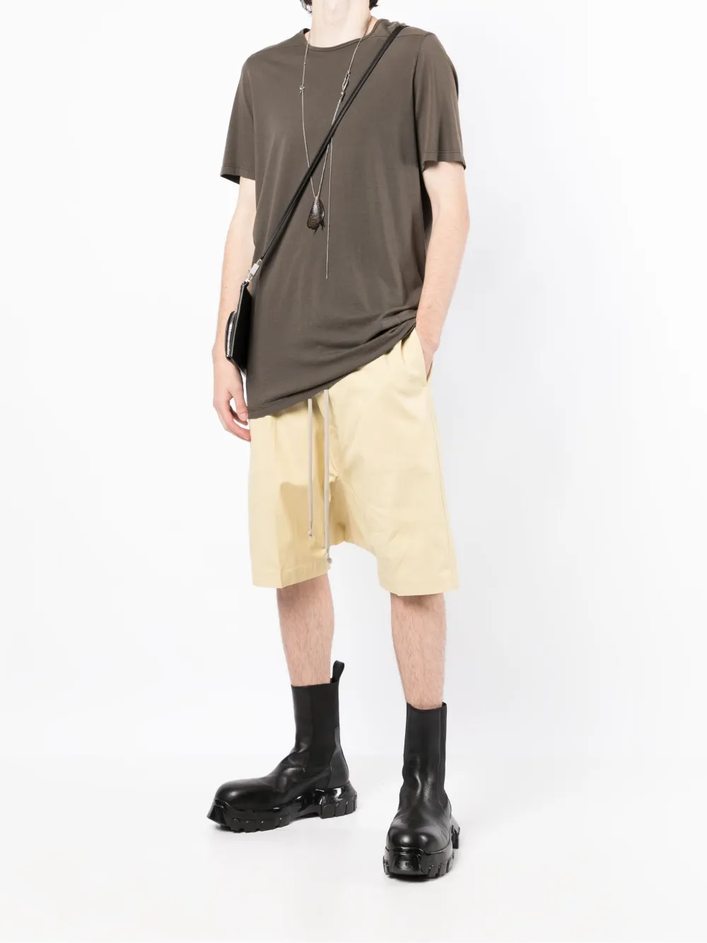 Rick Owens Shorts met verlaagd kruis - Geel