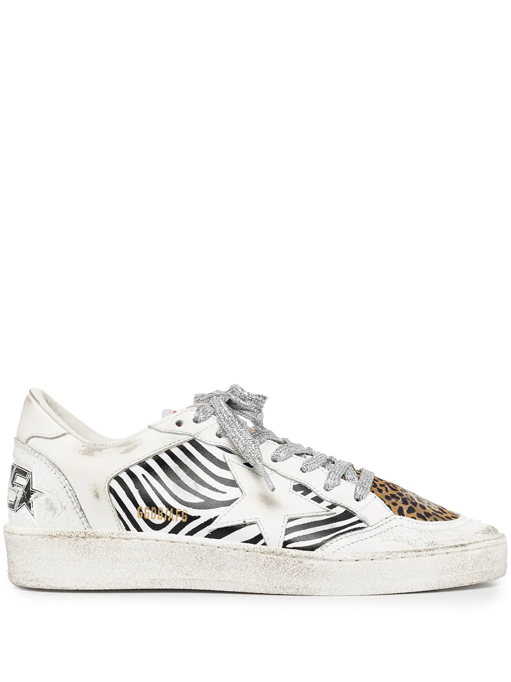 

Golden Goose tenis bajos con parche de estrella - Blanco