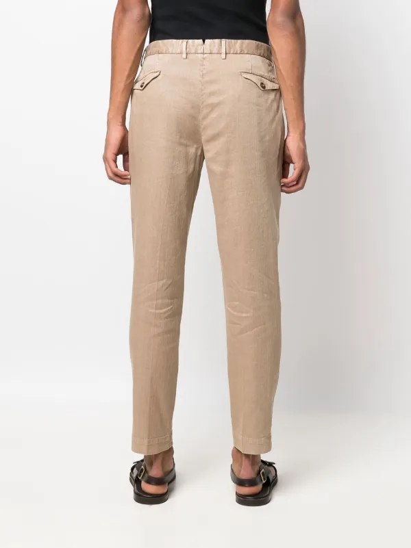 Dell'oglio off-centre Fastening Chino 
