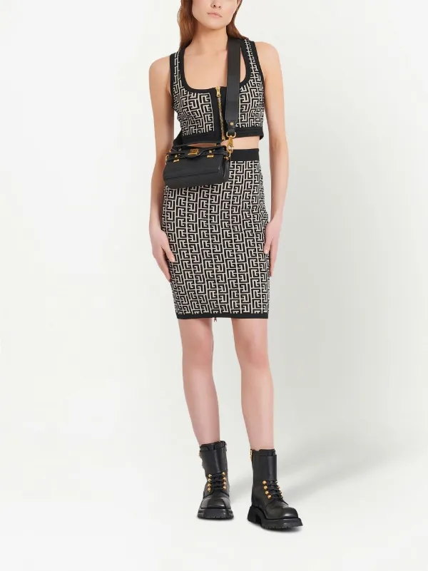 【BALMAIN】「モノグラム」ビスコースシャツ ■送料・関税込■ Balmain モノグラム トップ | ブラック | FARFETCH JP
