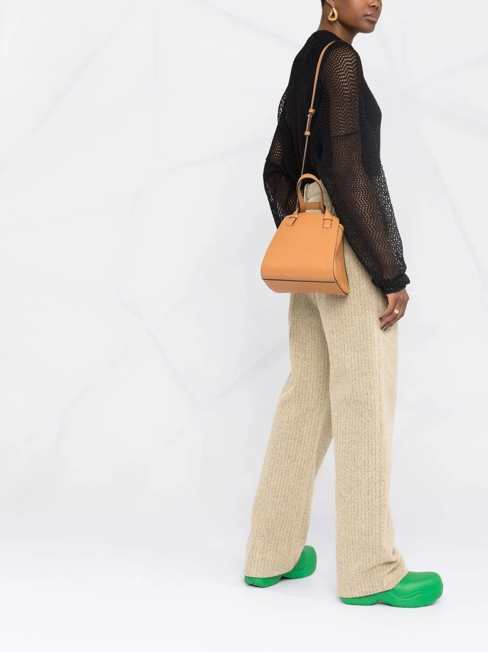 LOEWE Hammock Nugget logo-embossed mini bag | Image 2