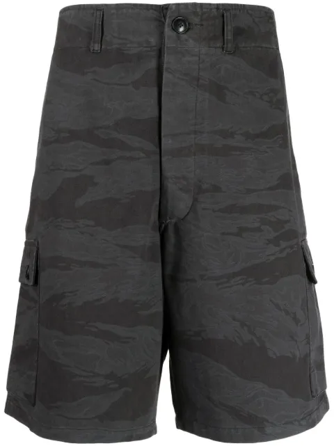 Maharishi shorts cargo con estampado militar