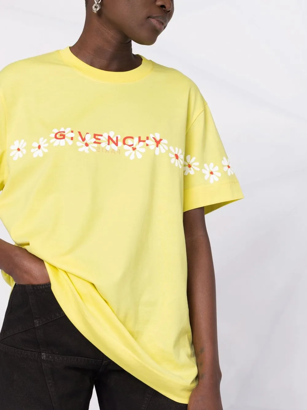 Givenchy T-shirt met logo Geel
