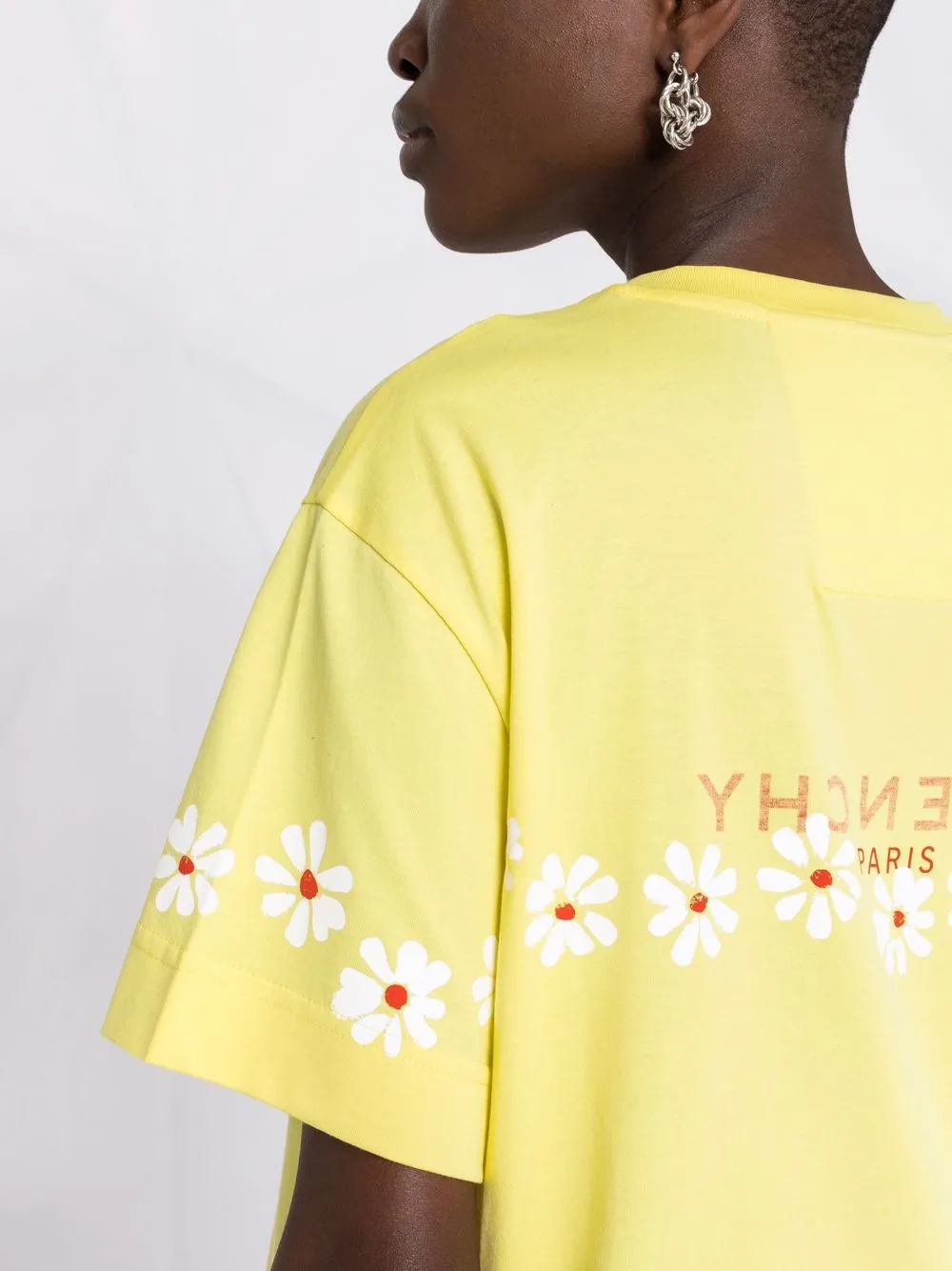 Givenchy T-shirt met logo Geel