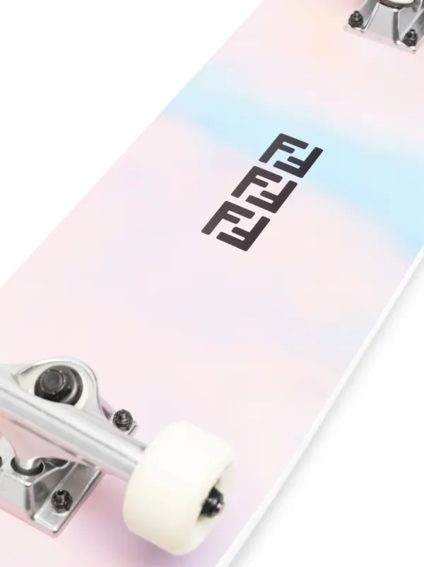 FENDI モノグラム スケートボード | ブラック | FARFETCH JP