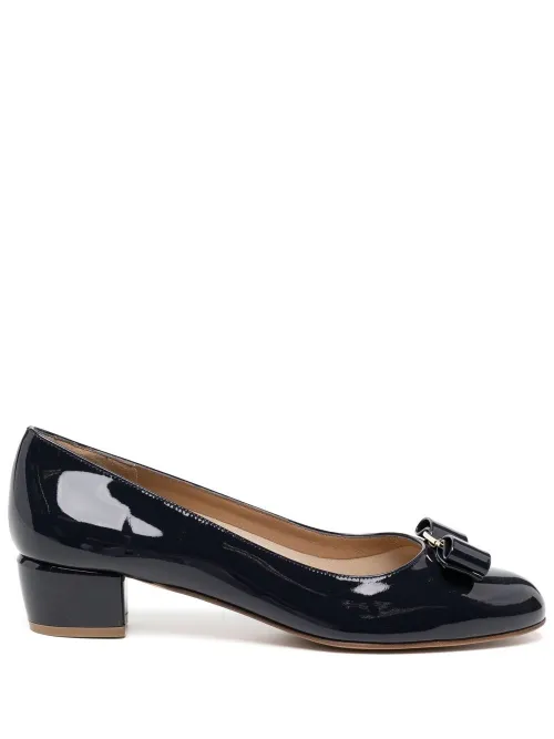 Escarpins Vara 1 à fini verni - Ferragamo - Modalova