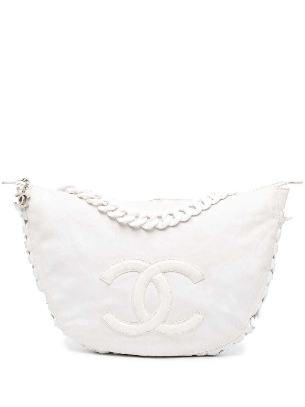 Pre-owned Chanel 2005-2006 Cc Chain-trim Shoulder Bag In White