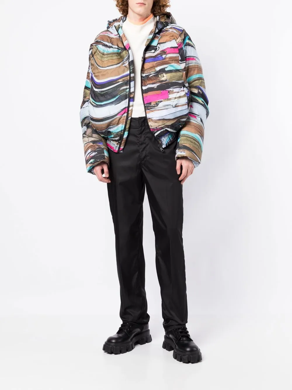 Natasha Zinko chamarra capitonada estilo boxy | Chamarras capitonadas | Image 2