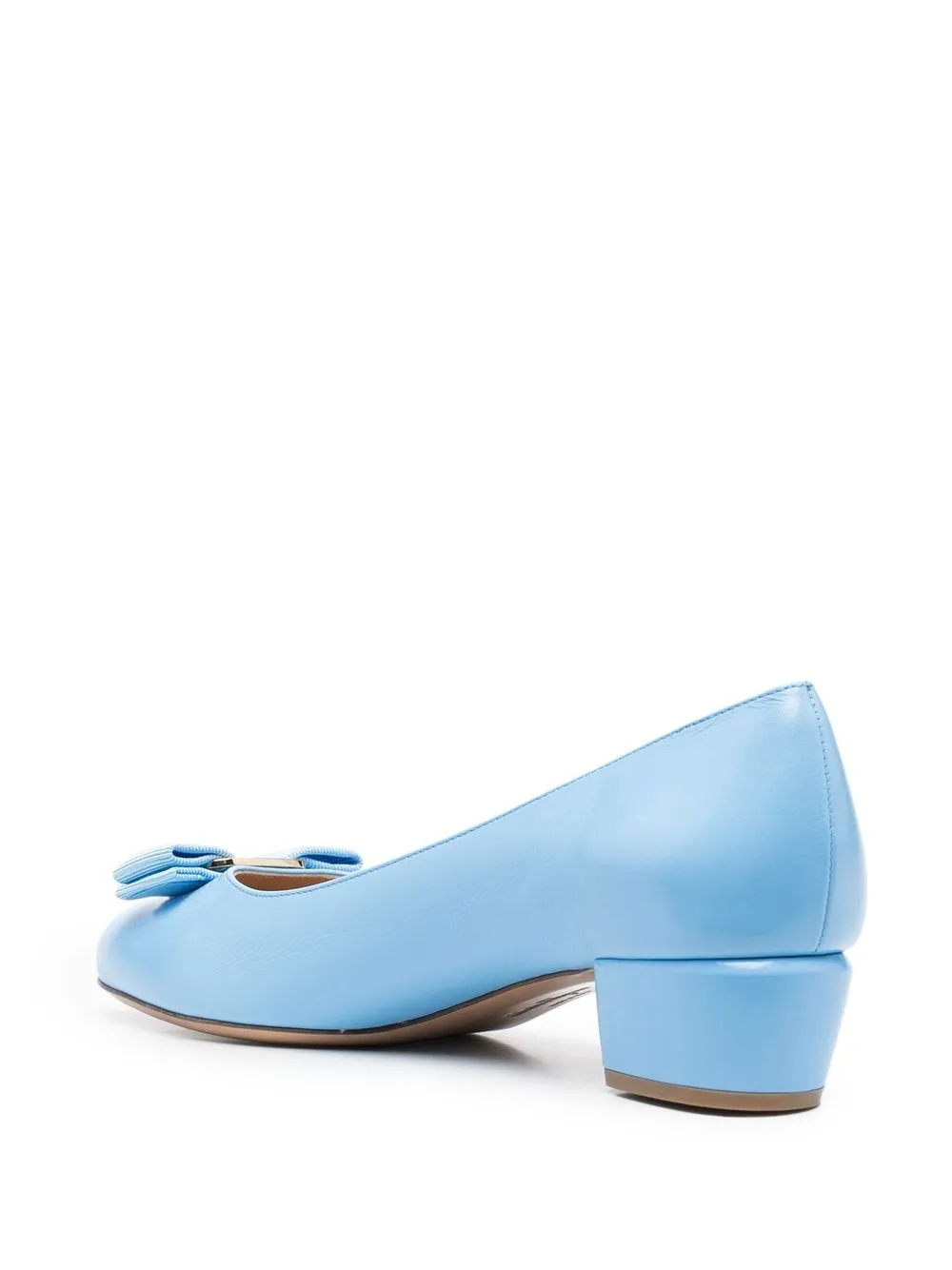 Ferragamo Pumps met kitten hak Blauw
