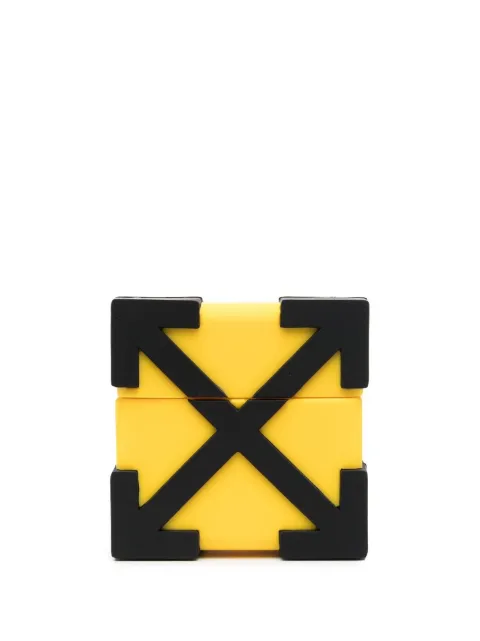 Off-White حافظة AirPods بزينة سهم