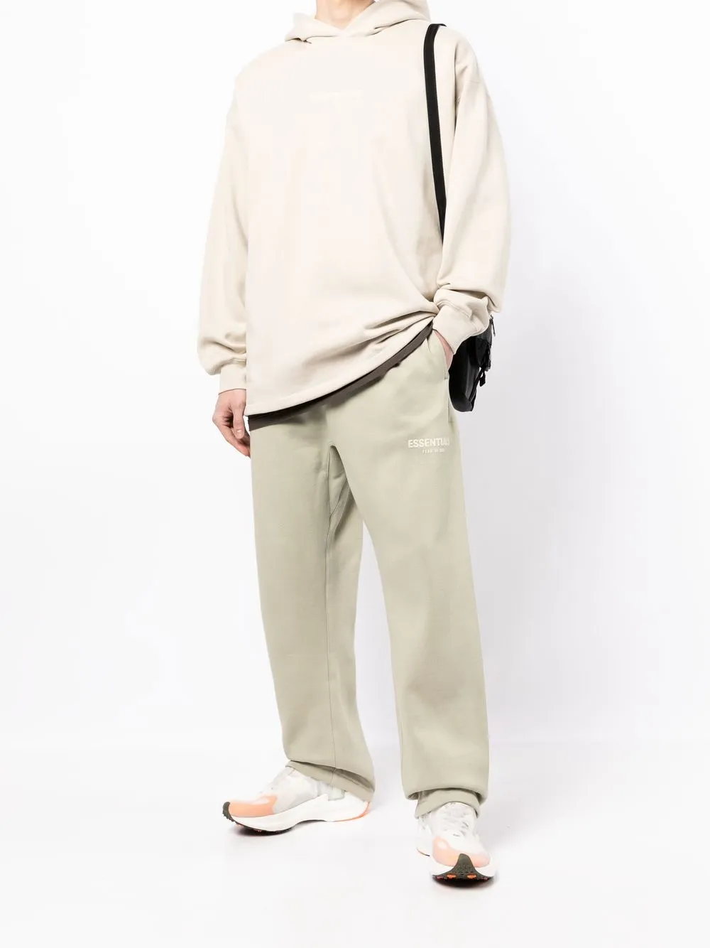  Fear Of God Essentials Jogginghose Mit Logo Patch   Grün 