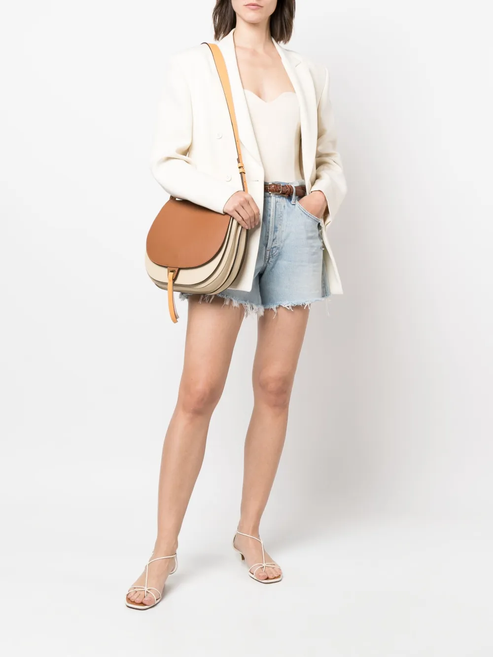 crossbody coccinelle