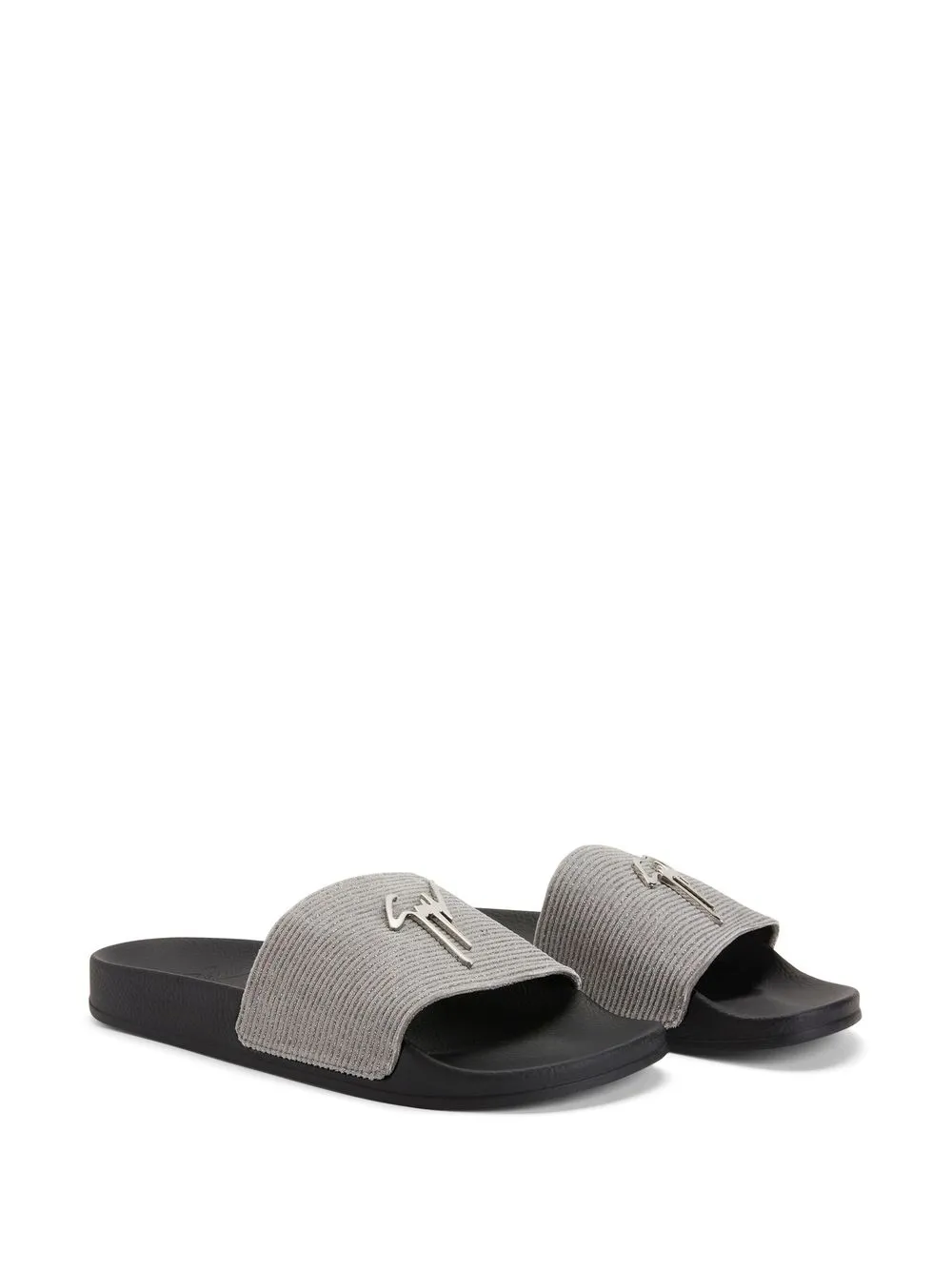giuseppe slides velvet