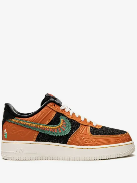 Nike Air Force 1 '07 LX "Siempre Familia" sneakers