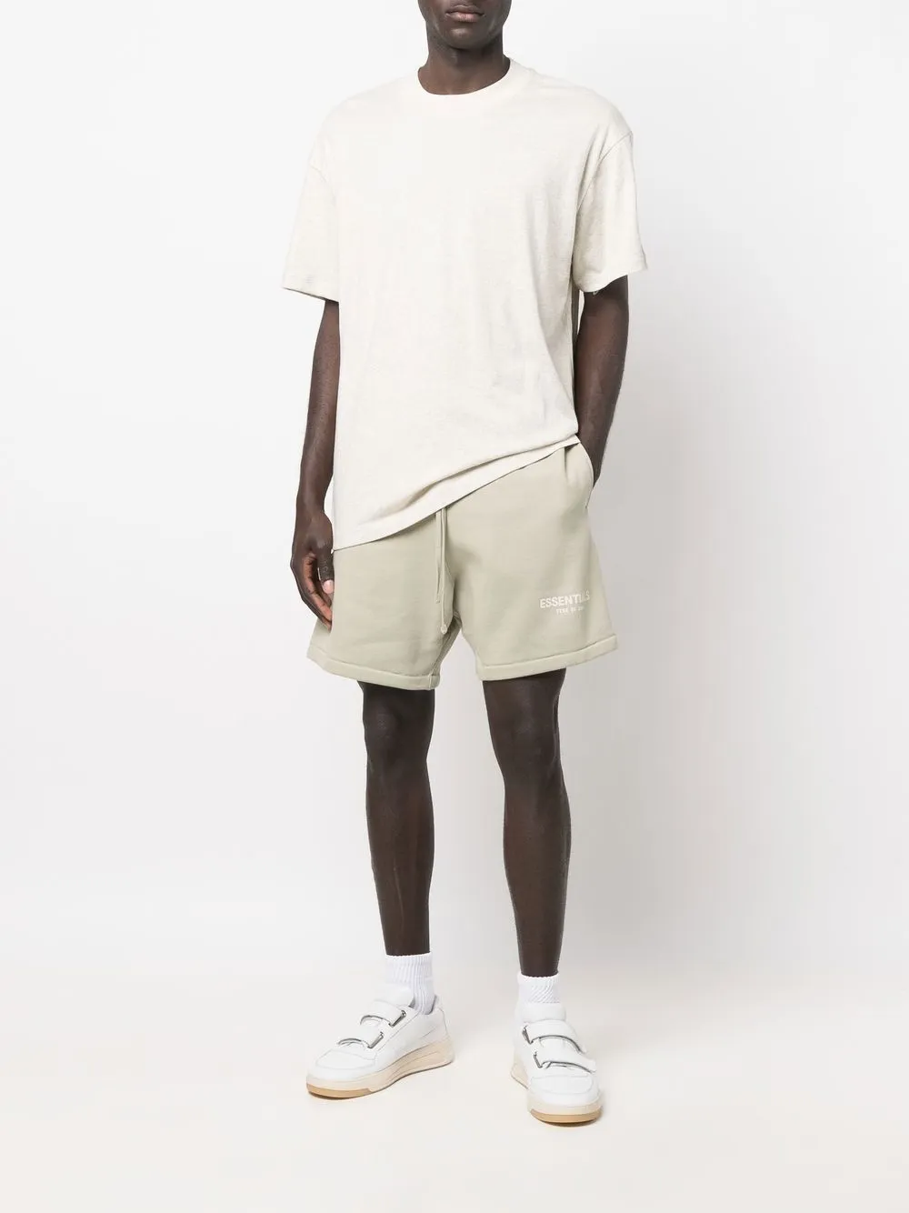  Fear Of God Essentials Joggingshorts Mit Logo Patch   Grün 