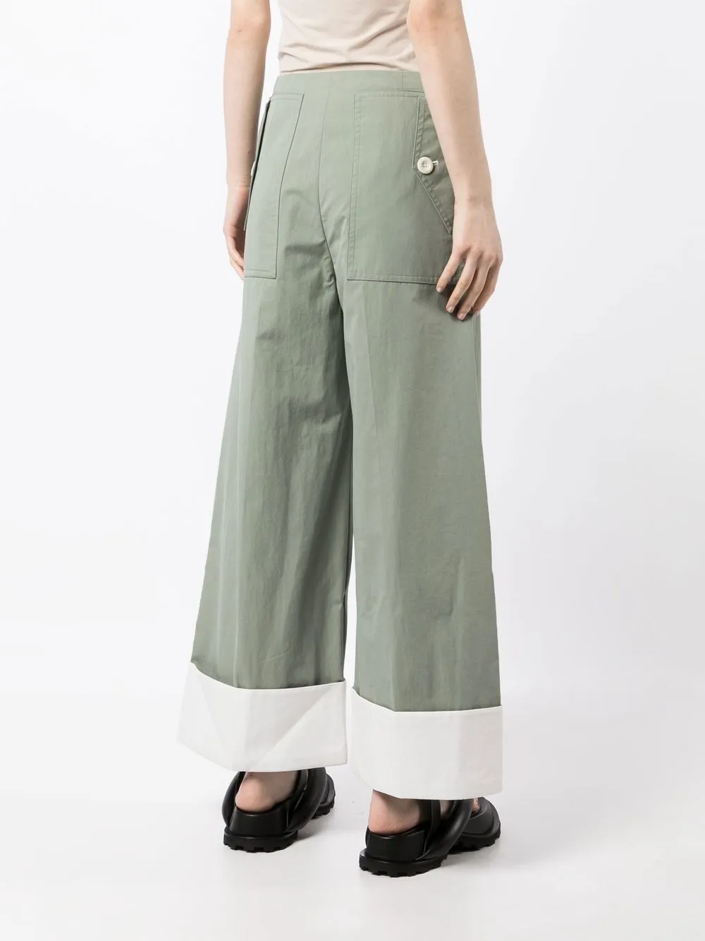 Low Classic Wide-leg Turn-up Trousers In Grün