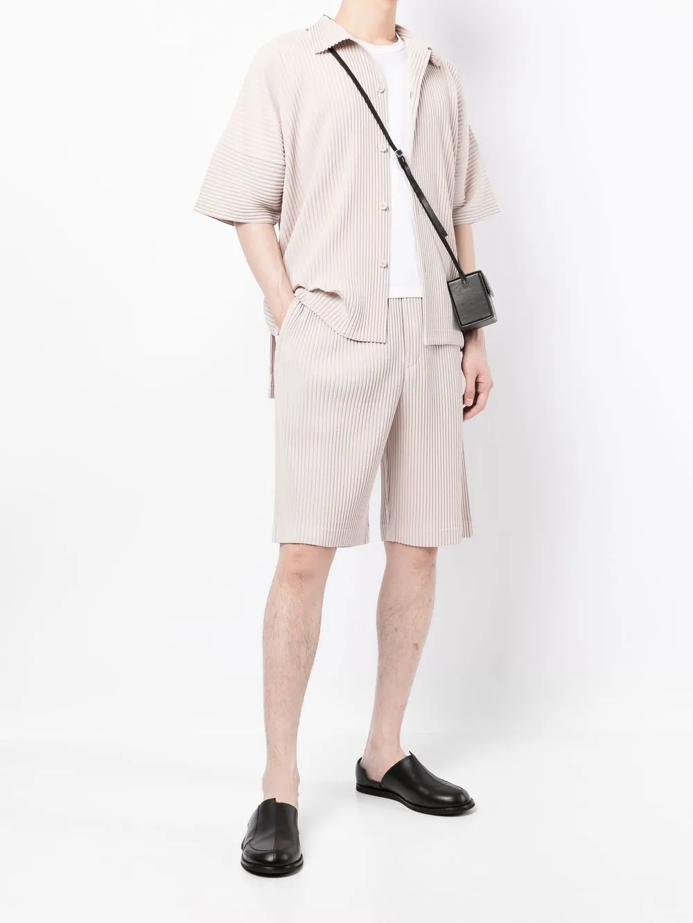 Homme Plissé Issey Miyake MC April Pleated Shorts - Farfetch