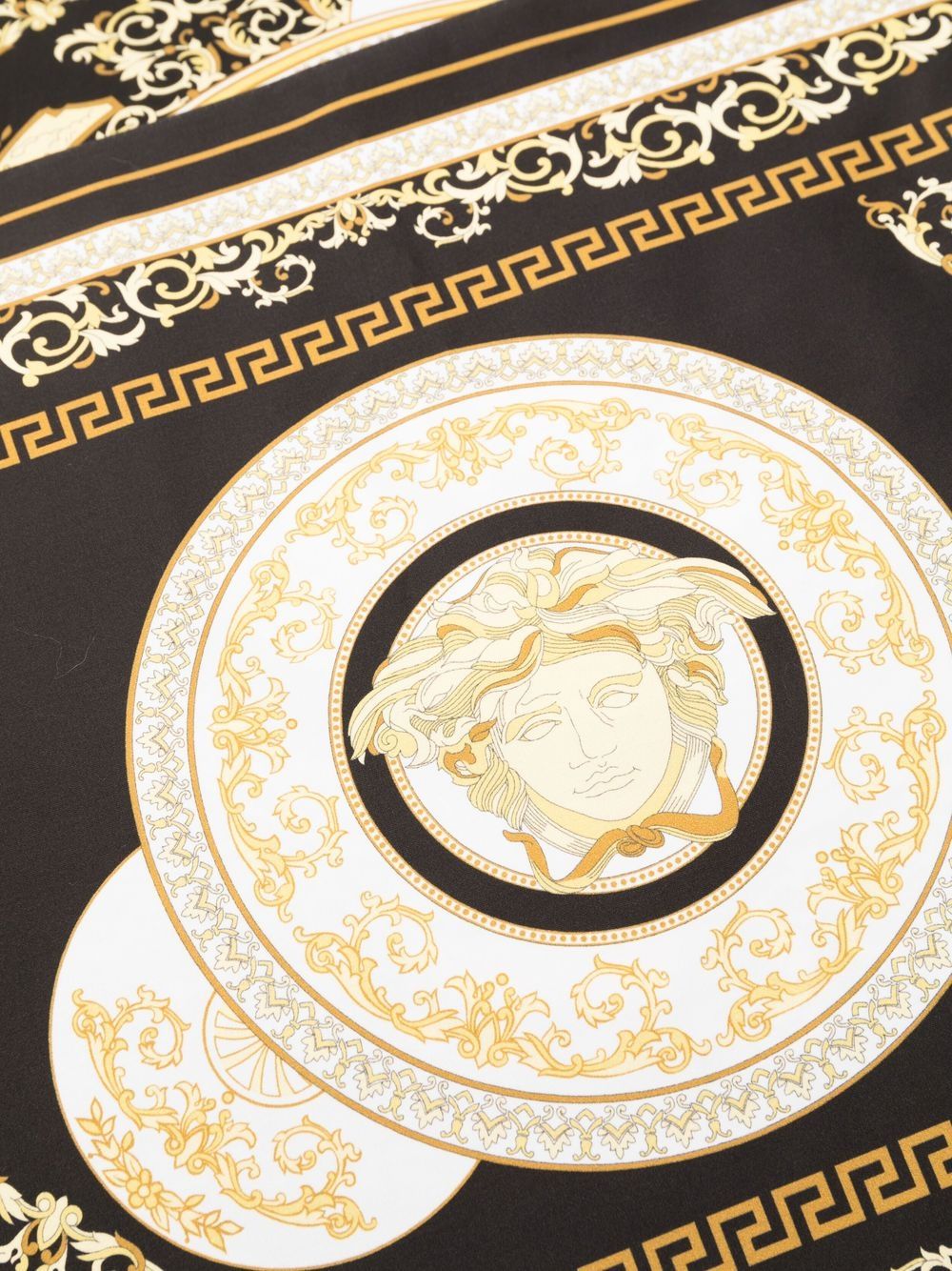 Shop Versace Medusa Gala Table Placemats (set Of Four) In Z7066