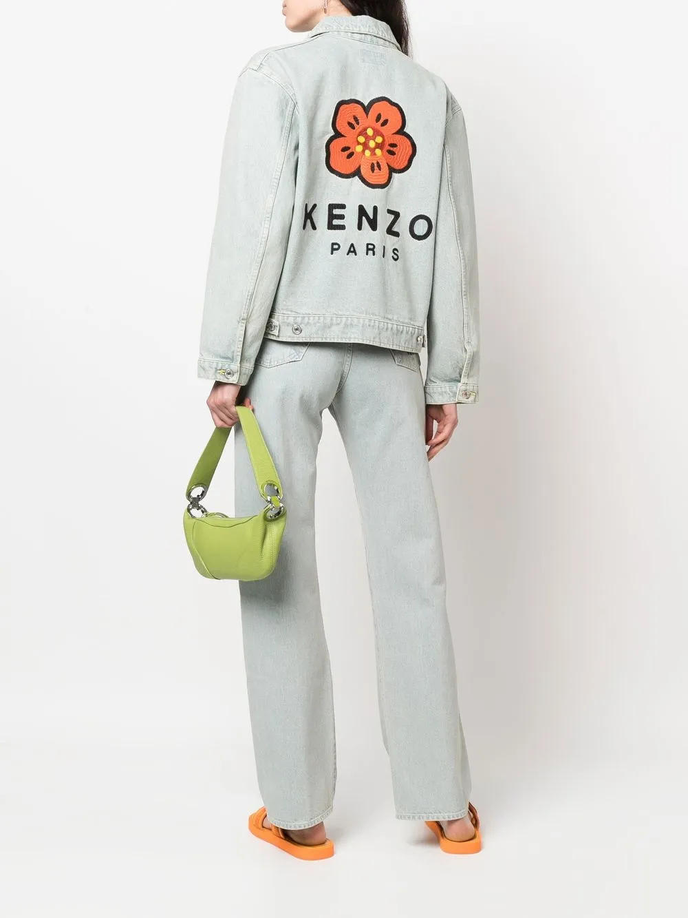 Kenzo جاكيت جينز بطبعة زهور x Nigo | جاكيتات جينز | Image 2