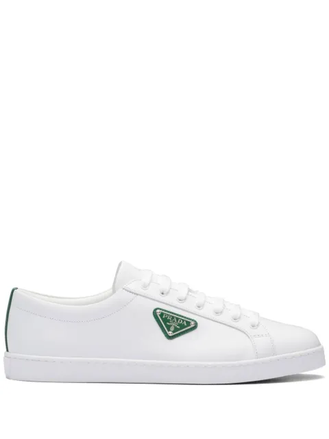 Prada Tênis cano baixo com placa de logo