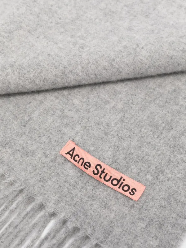Acne Studios フリンジ スカーフ | グレー | FARFETCH JP