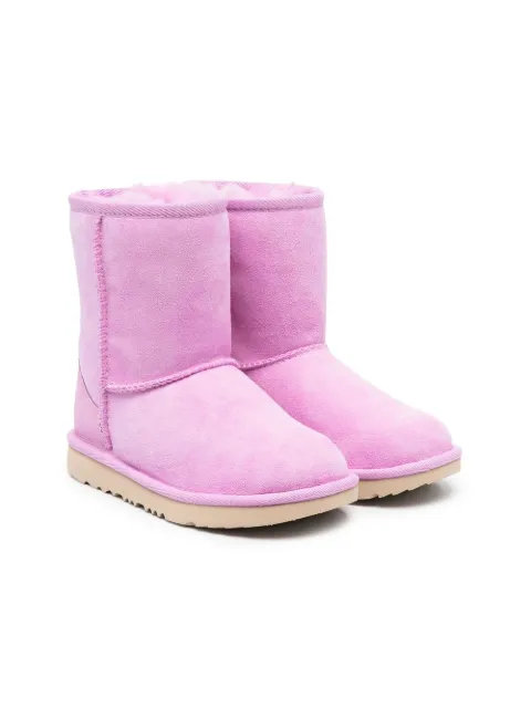 UGG Kids بوت شيرلنغ 'كلاسيك شورت II'
