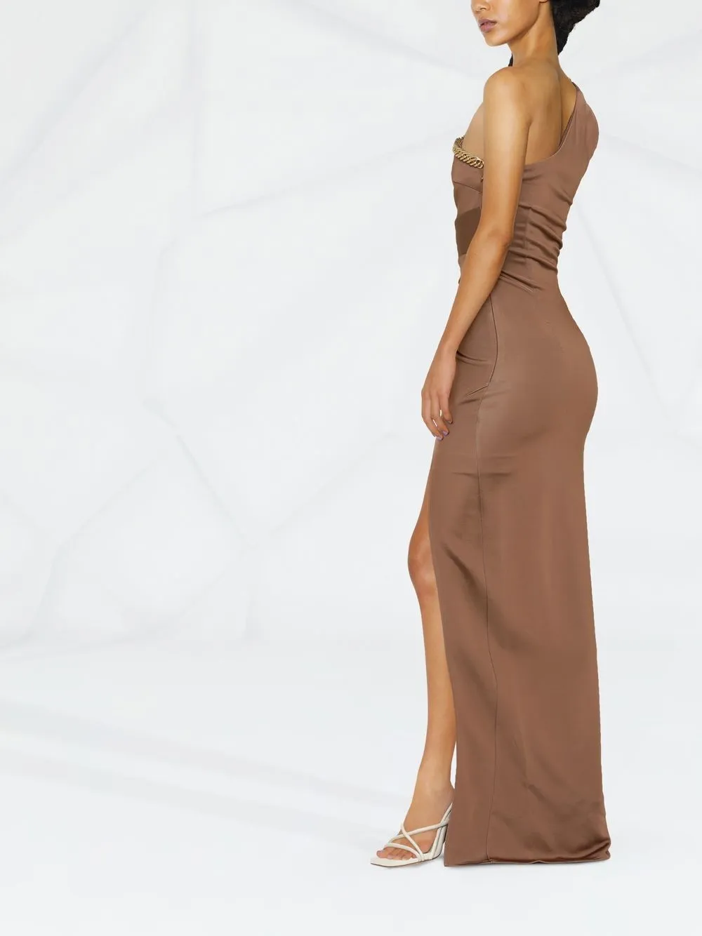 ELISABETTA FRANCHI ONE-SHOULDER CHAIN-TRIM GOWN