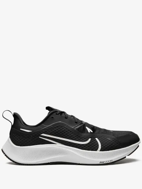Nike Air Zoom Pegasus 37 Shield sneakers