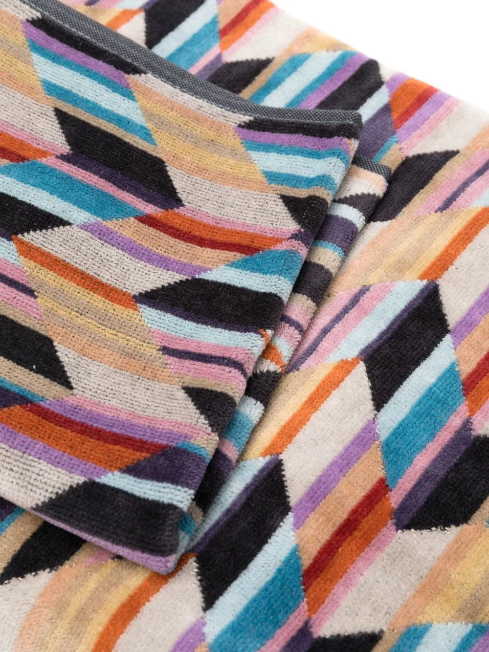 Missoni Home Brody zigzag pattern bath towel | Beach Accessories | Image 2