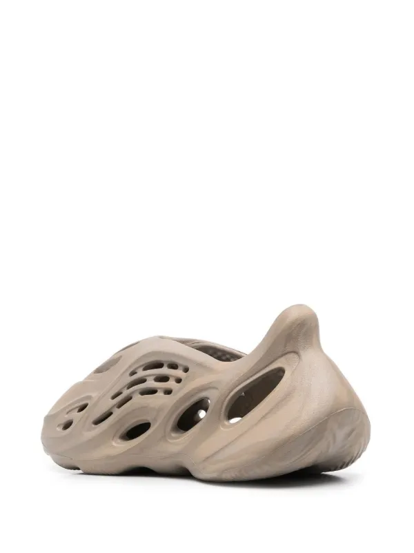 yeezy foam runner 8.5