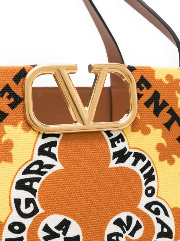 Valentino Garavani ヴァレンティノ・ガラヴァーニ Vロゴ