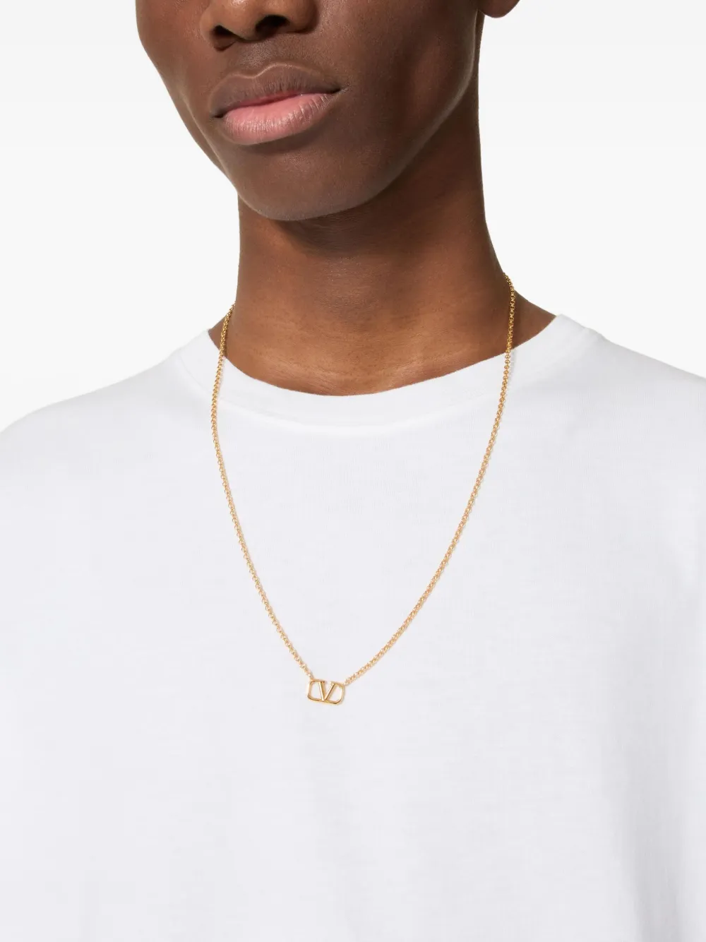 VALENTINO GARAVANI ゴールドネックレス Vロゴ シグネチャー メタル ネックレス for ウィメンズ インチ
