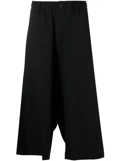 Yohji Yamamoto بنطال قصير بقصة واسعة
