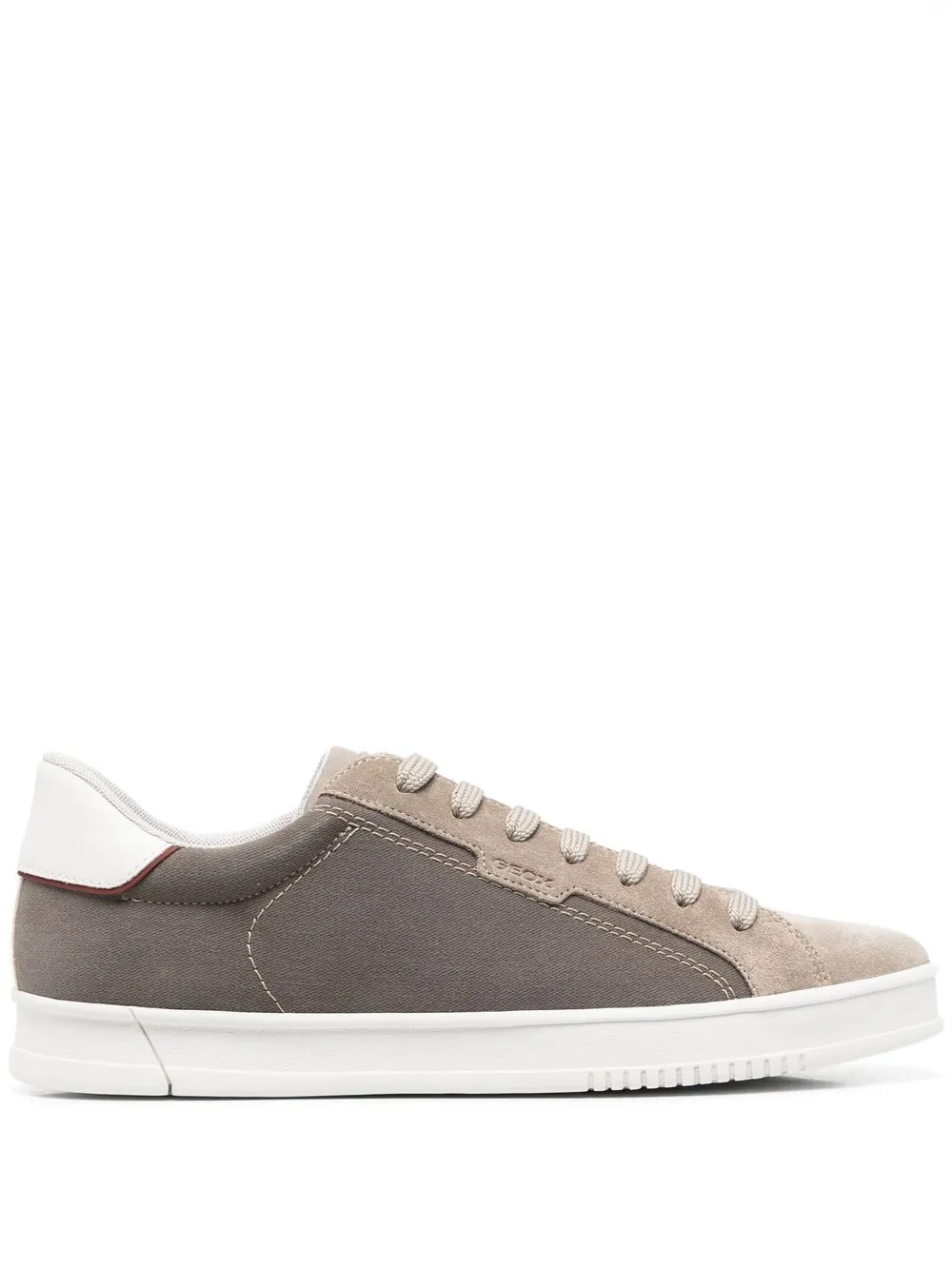 

Geox tenis bajos con agujetas - Gris