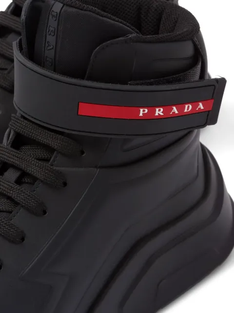 prada polarius