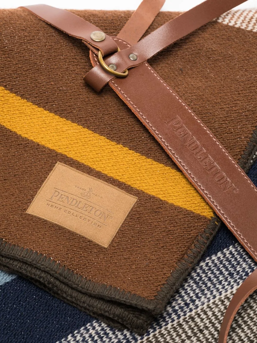 

Pendleton Bridger wool throw with carrier - Brown