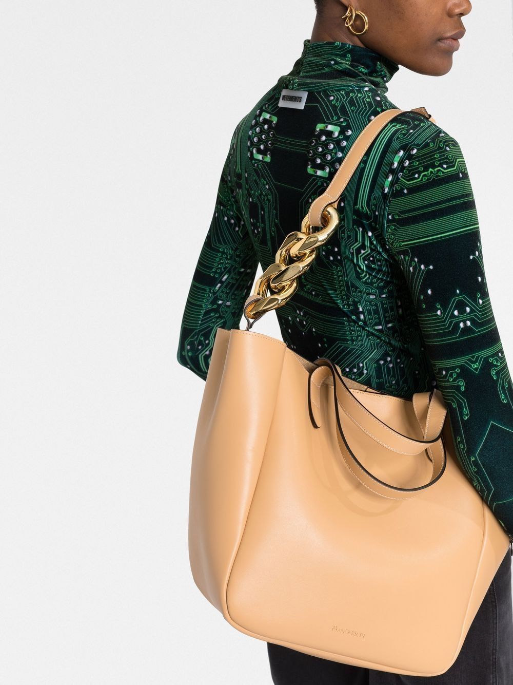 JW Anderson chain-detail leather tote Women