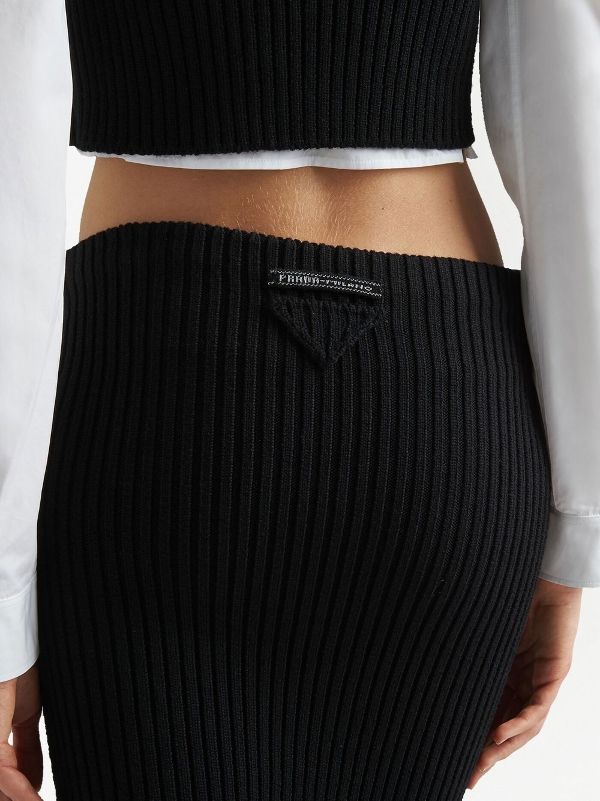 ribbed knit skirt